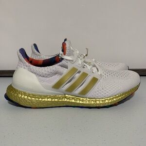 Adidas Ultraboost 5.0 DNA Title Sneakers-Size 8.5 Women’s/7.5 Men’s NWT